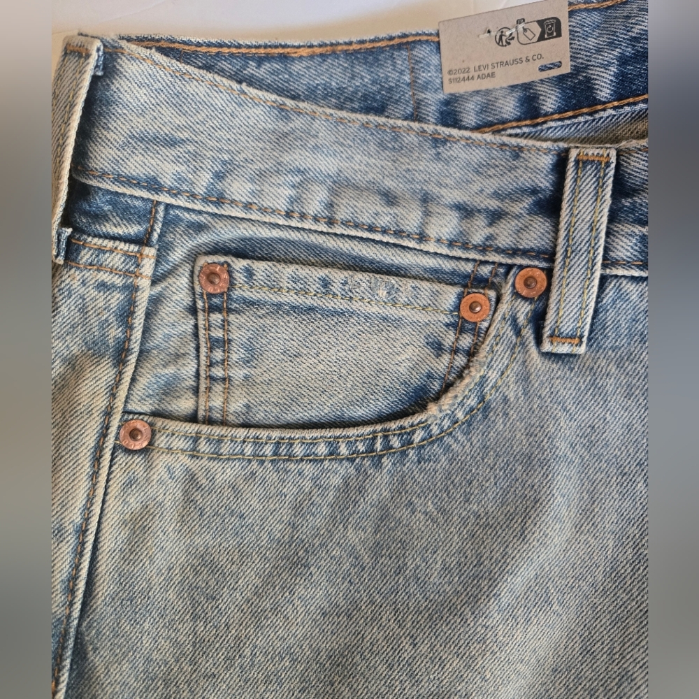 Levi's Light Blue 501 Original Denim Jeans.Size 32×30 - Picture 3 of 9